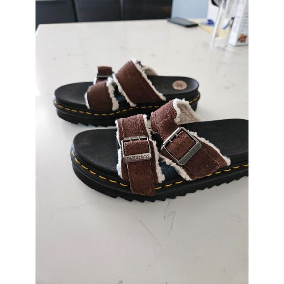NWOT- Dr. Martens Myles Suede Fur-Lined Buckle Slide Sandals in Dark Brown- SZ-8 - Picture 3 of 5